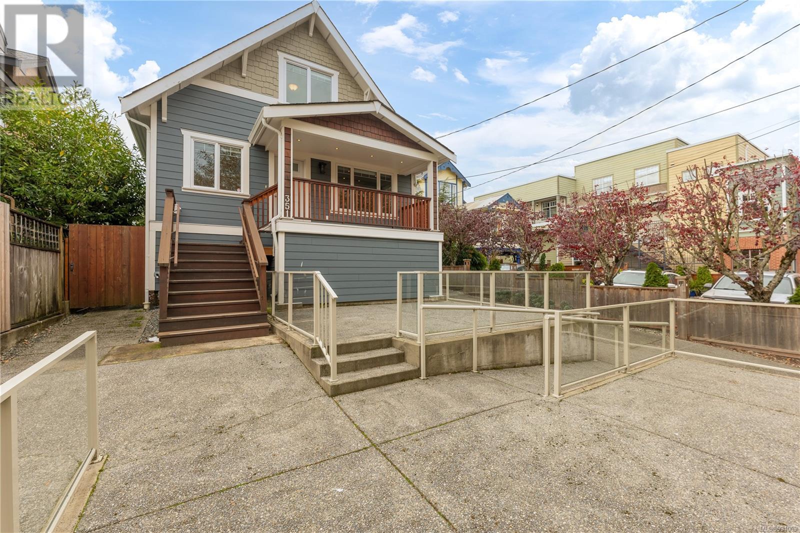 351 Wesley St