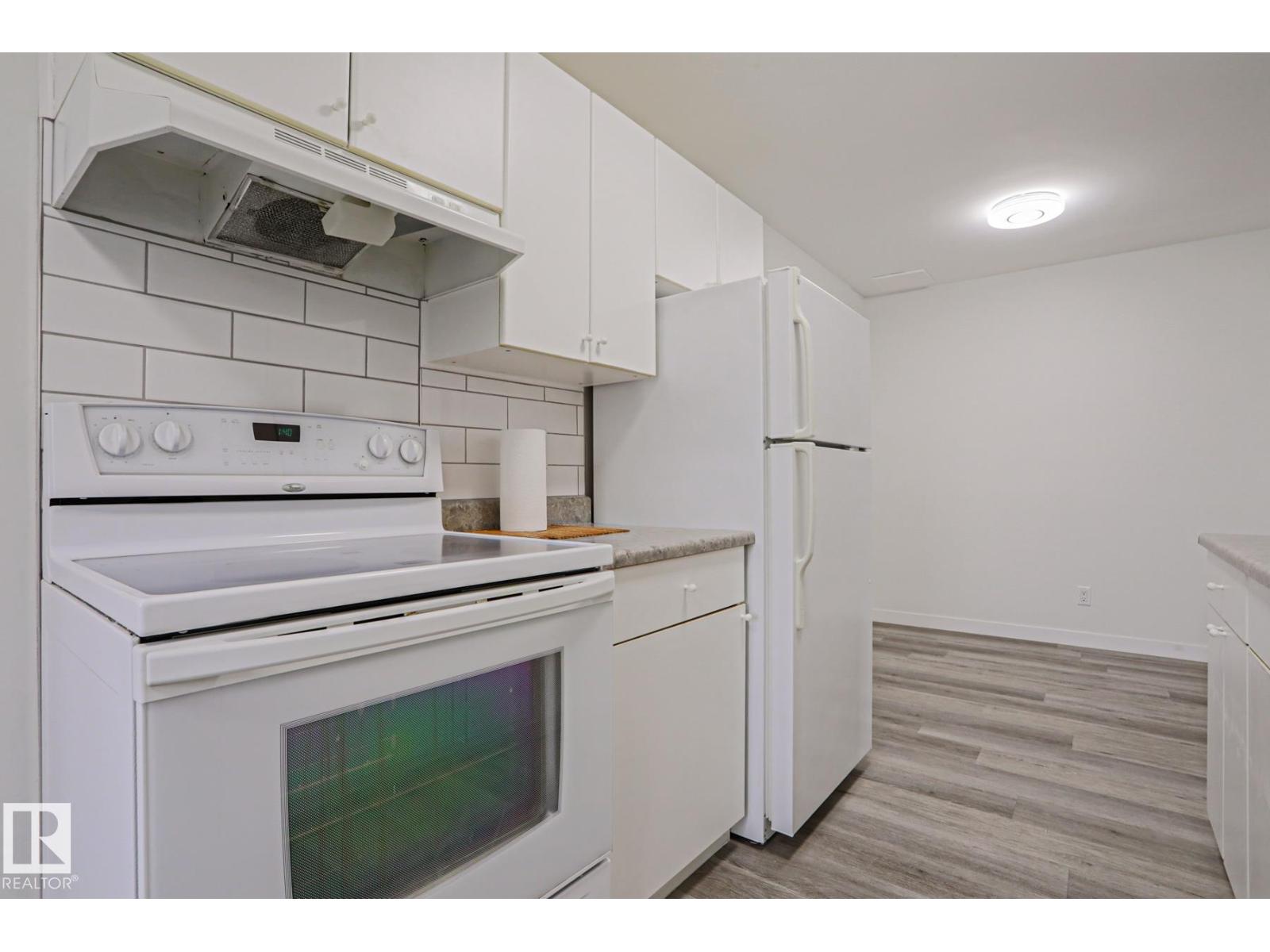238 PRIMROSE GARDENS GD NW