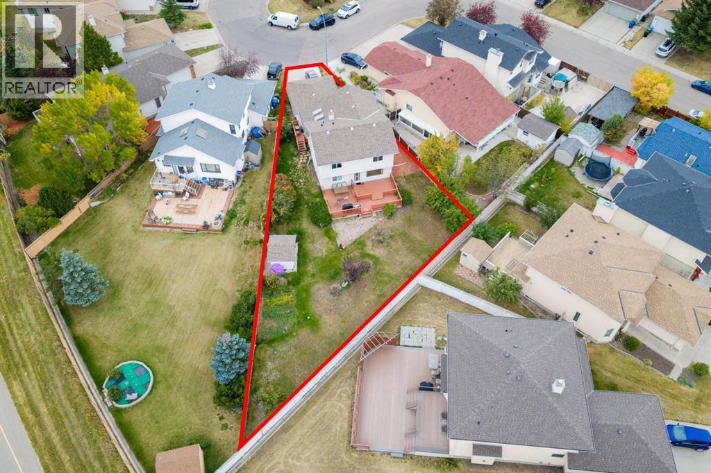 169 Coral Sands Terrace NE