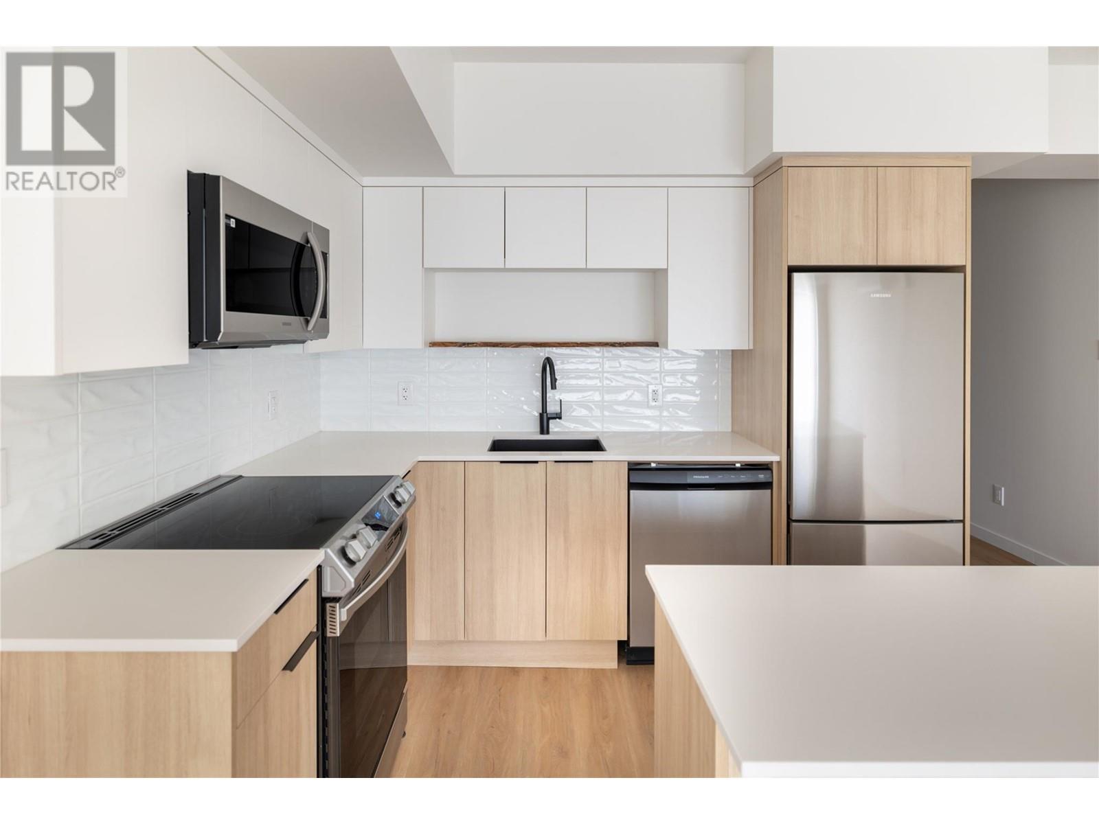 604 Cawston Avenue Unit# 415