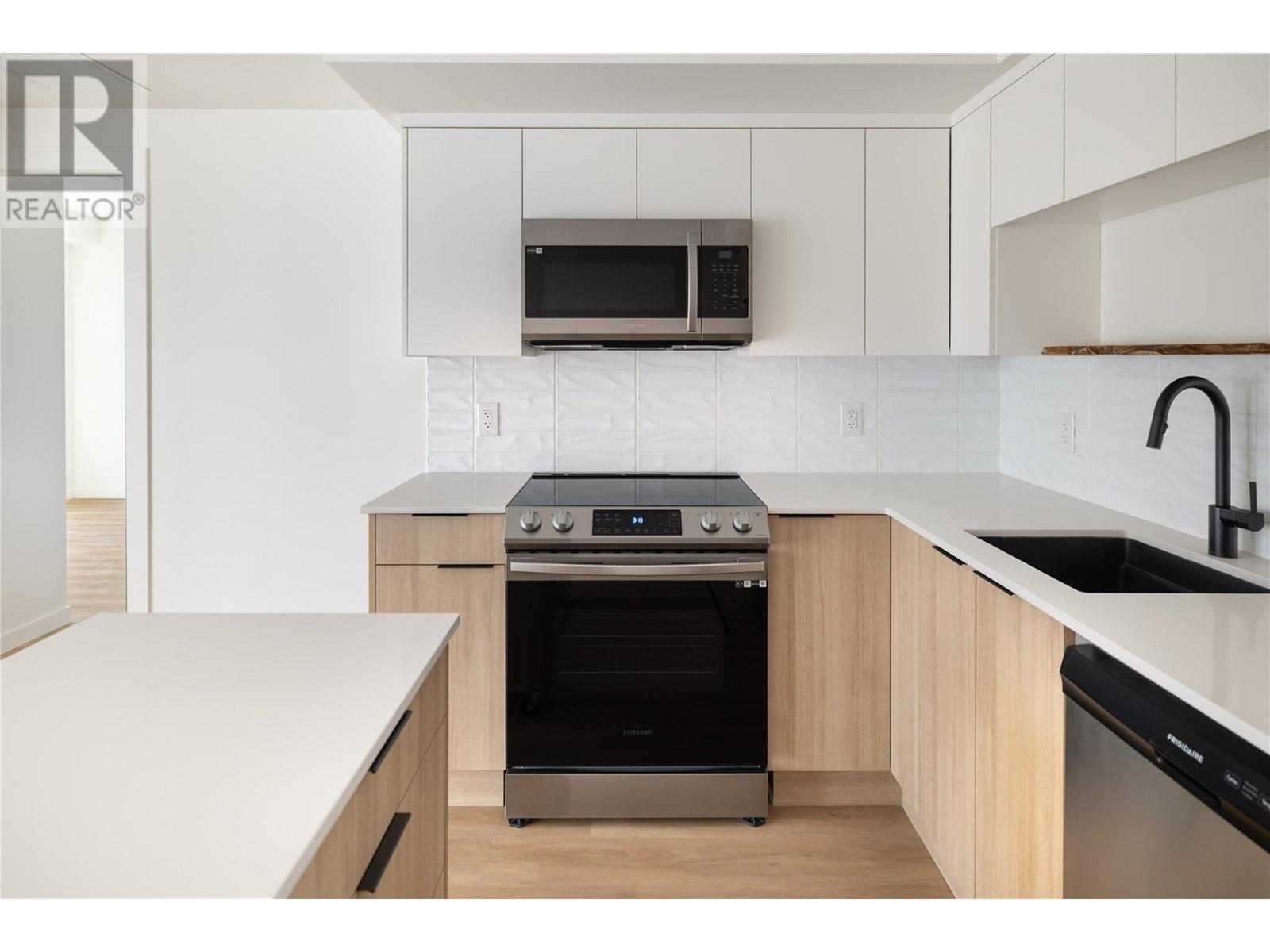 604 Cawston Avenue Unit# 415