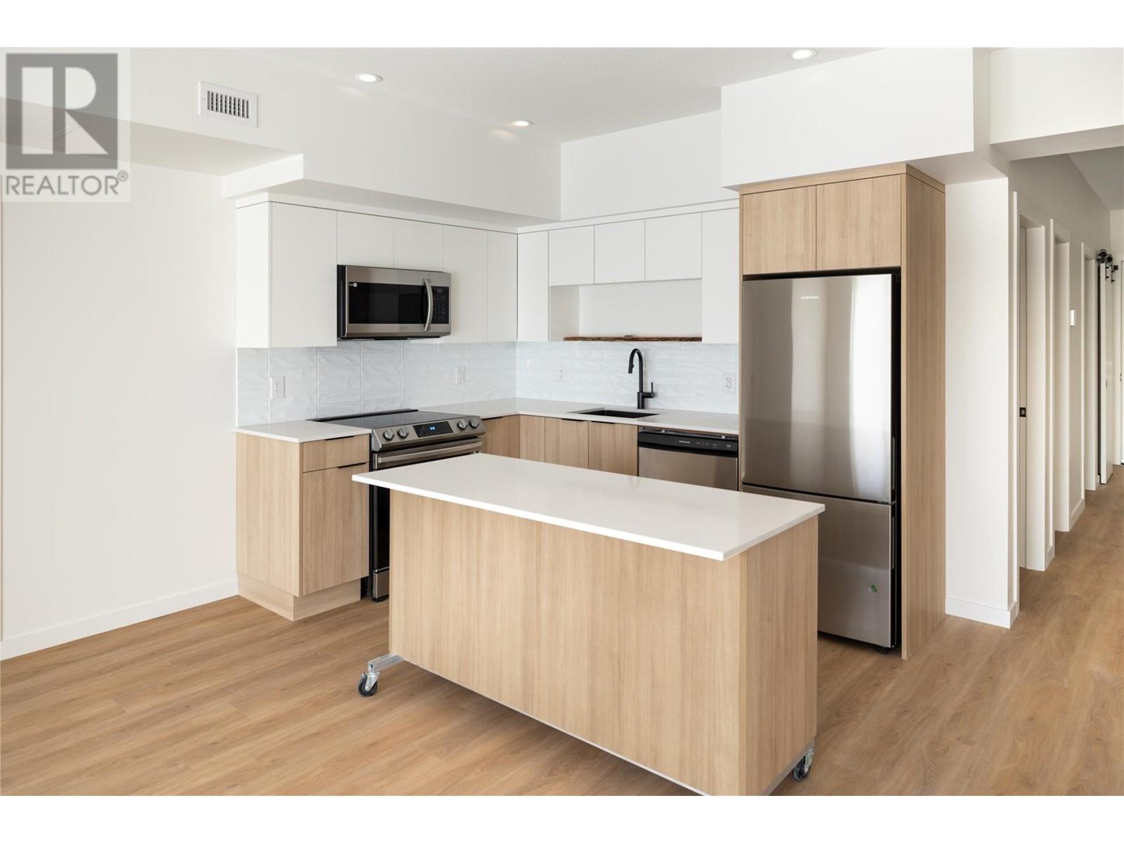 604 Cawston Avenue Unit# 415
