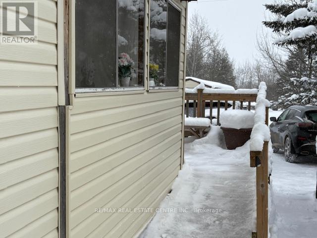 21 MAPLE GROVE VILLAGE ROAD