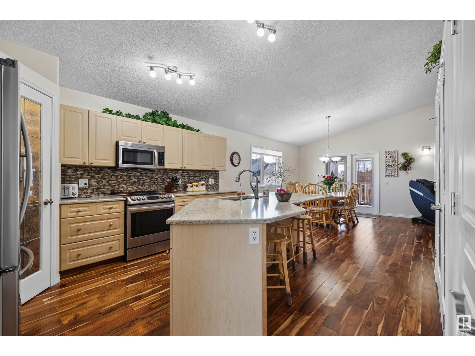 15903 134 ST NW