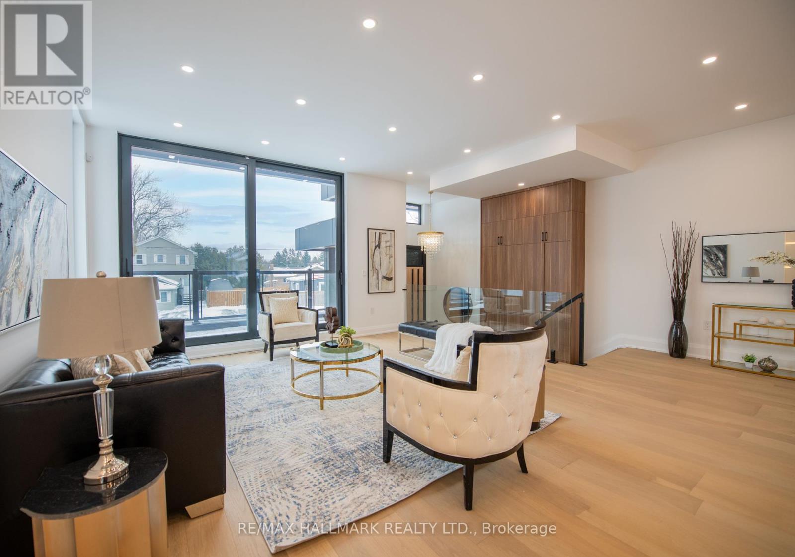 52 WILDWOOD AVENUE