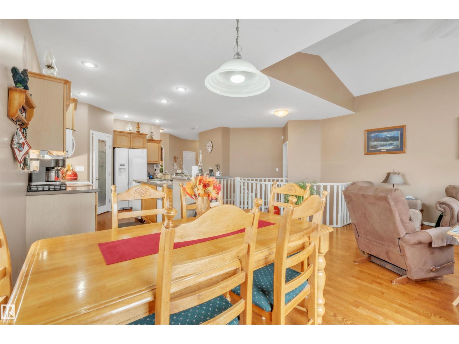 3006 Red Fox DR