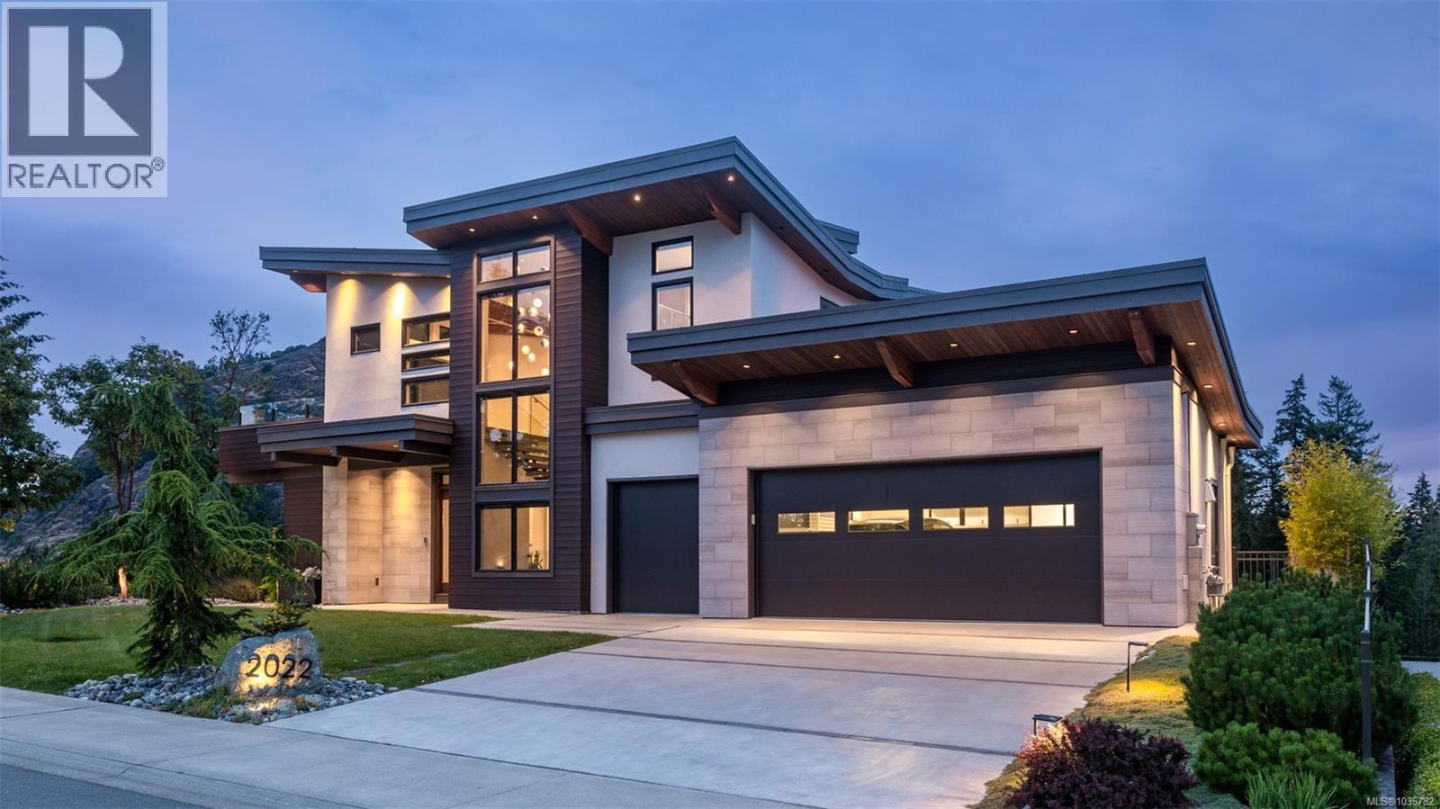 2022 Pebble Dr