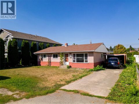 824 Grenfell Avenue Kelowna BC V1Y5J4