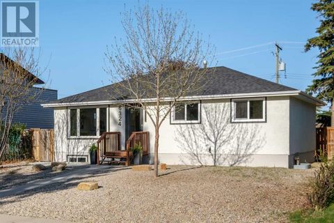 6324 Travois Crescent NW Calgary AB T2K3S7
