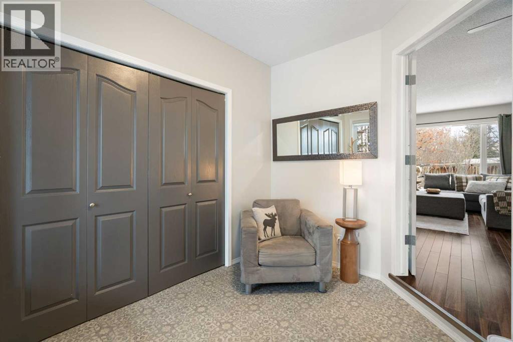 18 West Terrace Drive