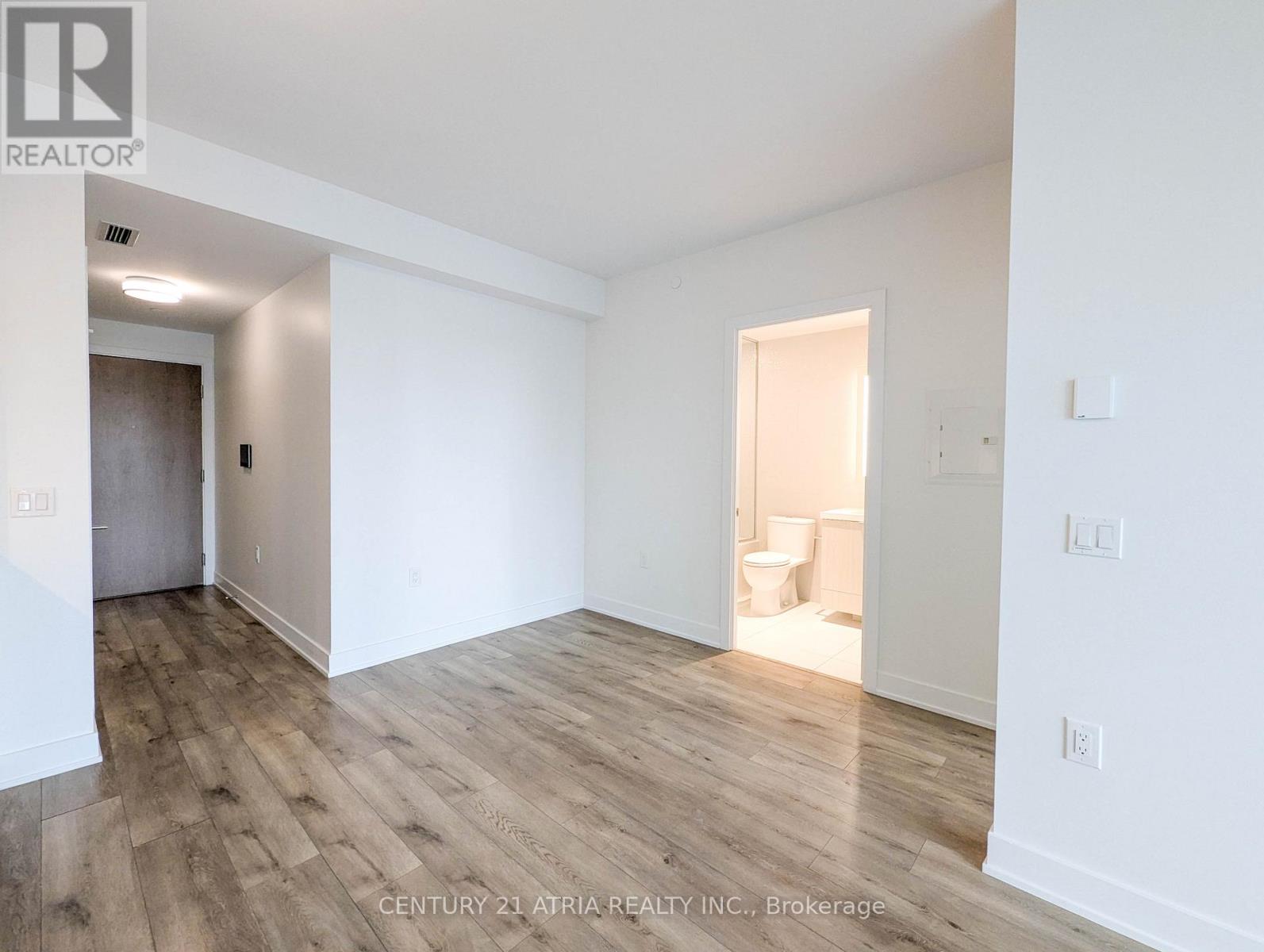 3001 - 575 BLOOR STREET E