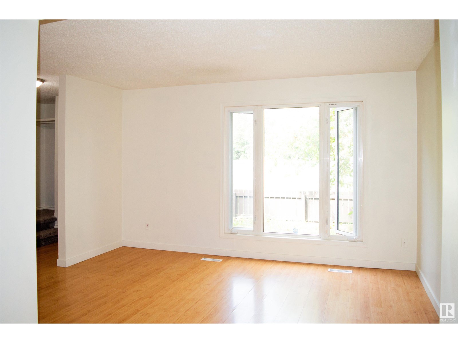 18241 84 AV NW