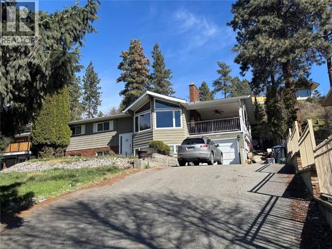 663 Clifton Avenue Kelowna BC V1V1A7
