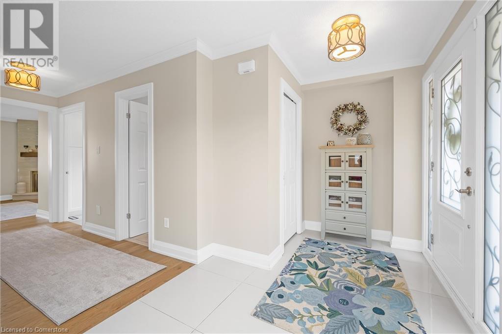 1605 WINTERGROVE Gardens