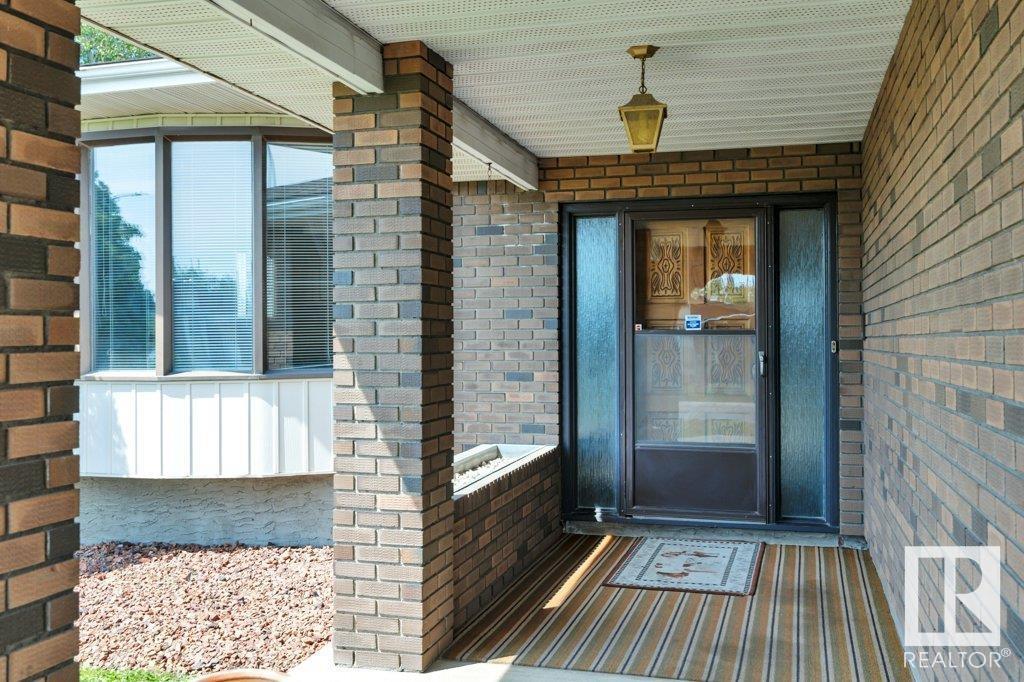 3520 103 AV NW