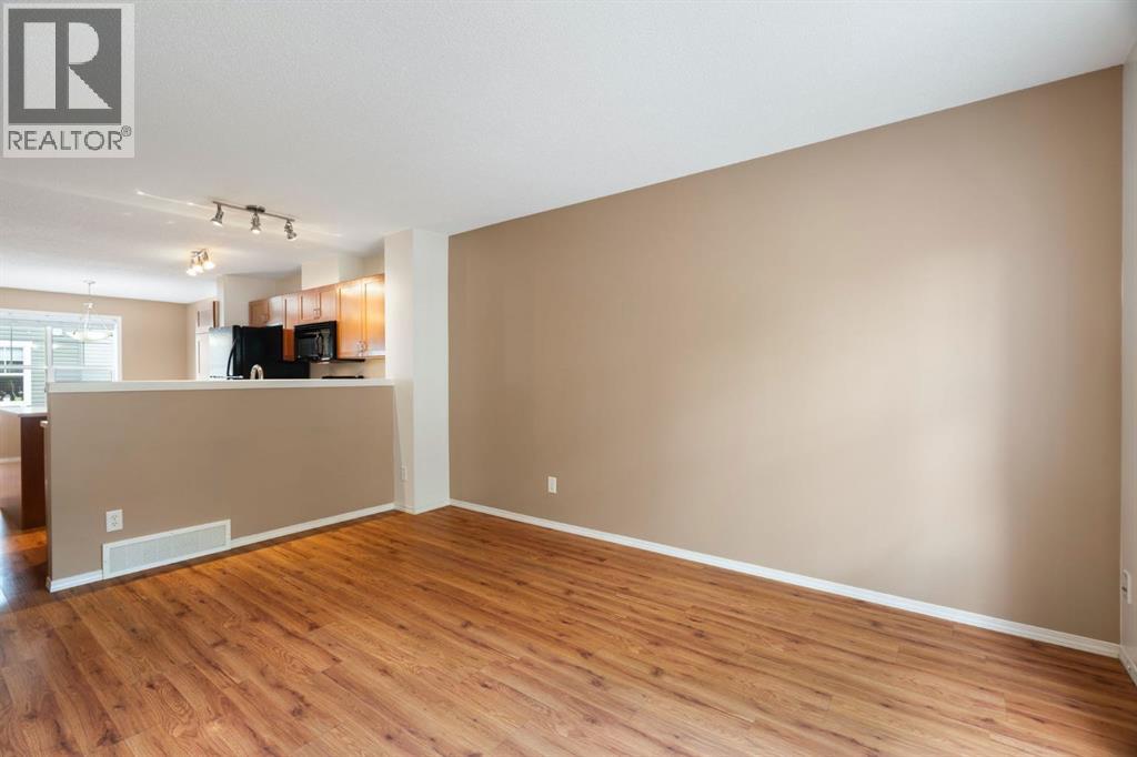 361 Elgin Gardens SE