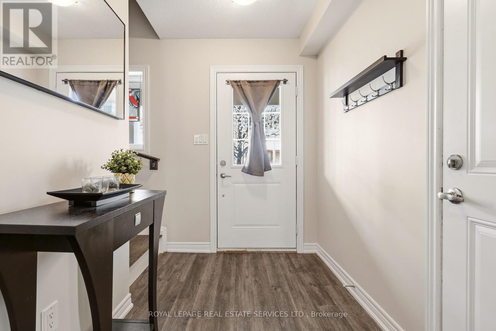 7 - 50 SCARLETT COMMON