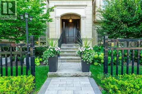 190 DORVAL Drive Oakville ON L6K0H3