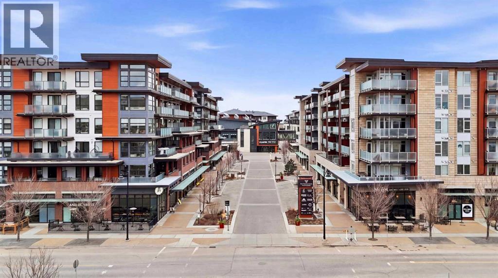 132, 122 Mahogany Centre SE