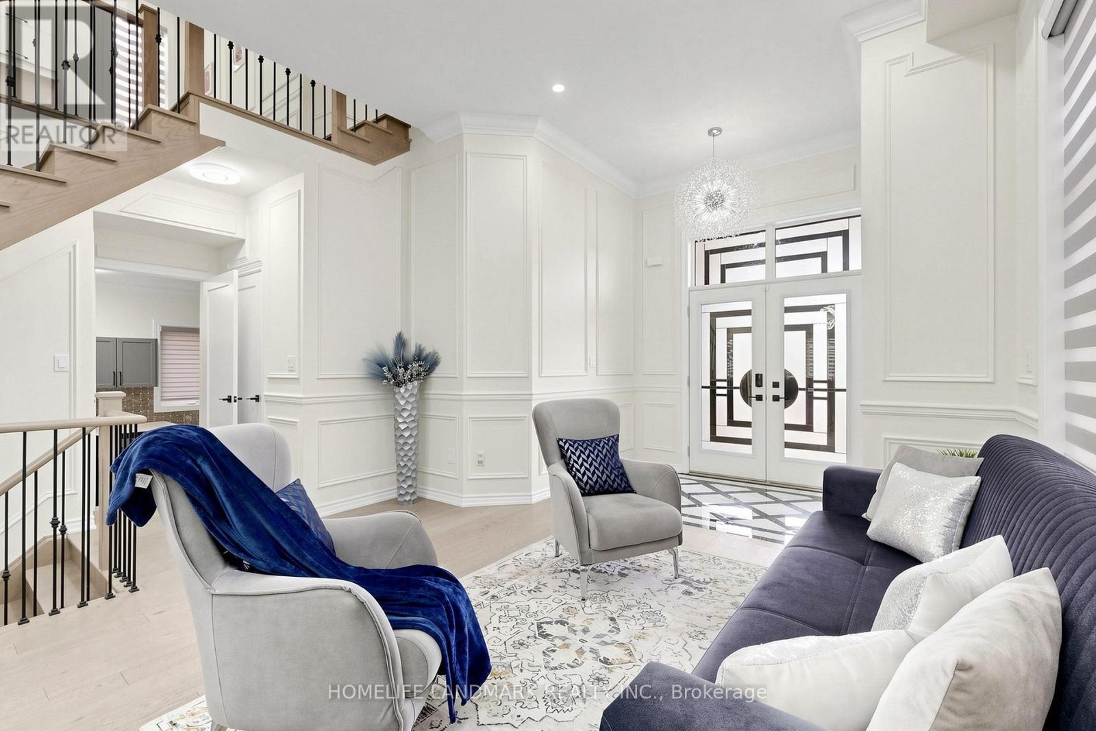 45 MORLEY CRESCENT