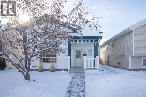84 Lister Crescent Red Deer AB T4R2R3