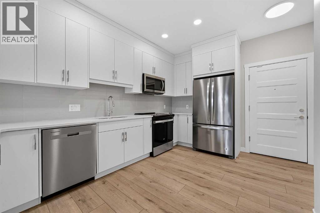 411, 55 Wolf Hollow Crescent SE