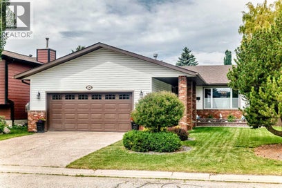 39 Deer Run Place SE Calgary AB T2J5R2