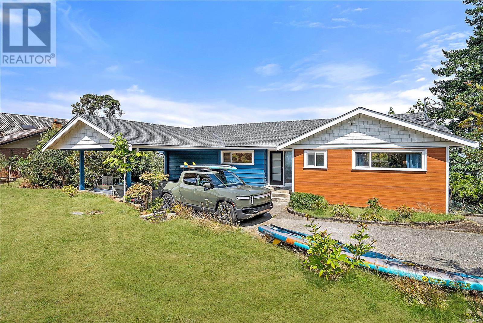 3187 Malcolm Rd