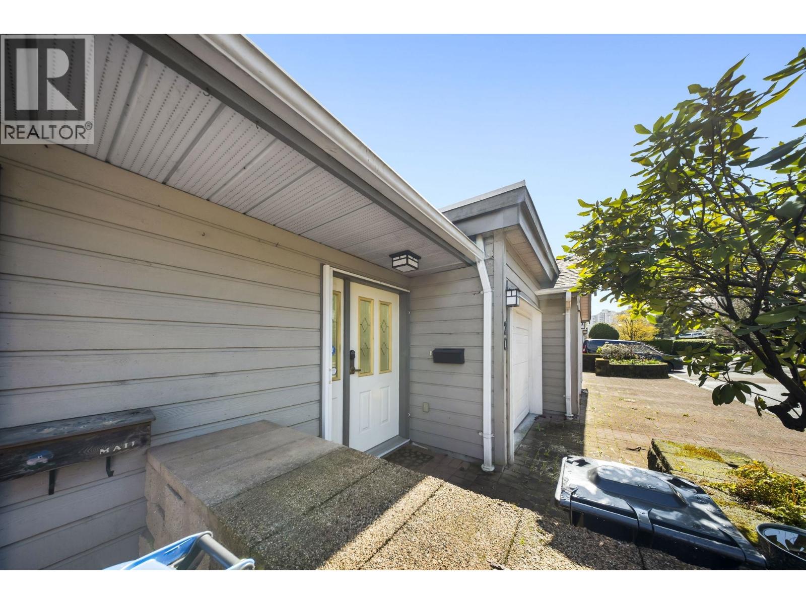 20 323 GOVERNORS COURT