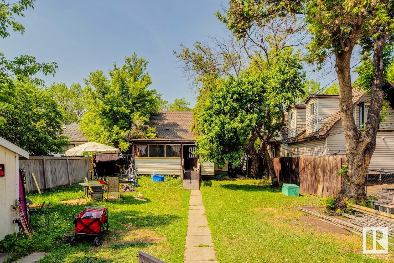 12219 107 ST NW
