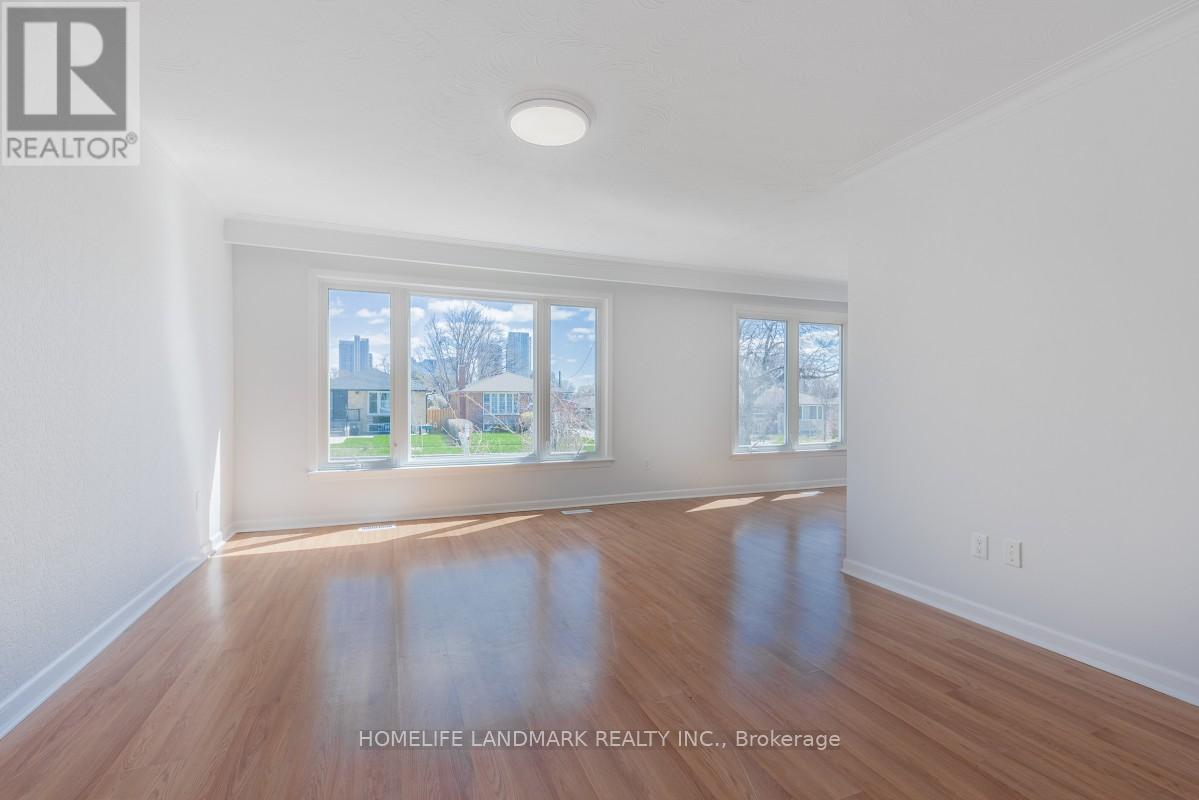 8 MURMOUTH ROAD