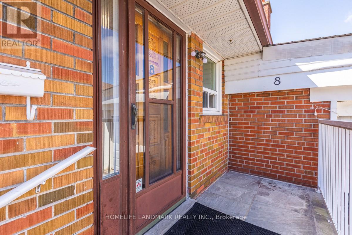 8 MURMOUTH ROAD
