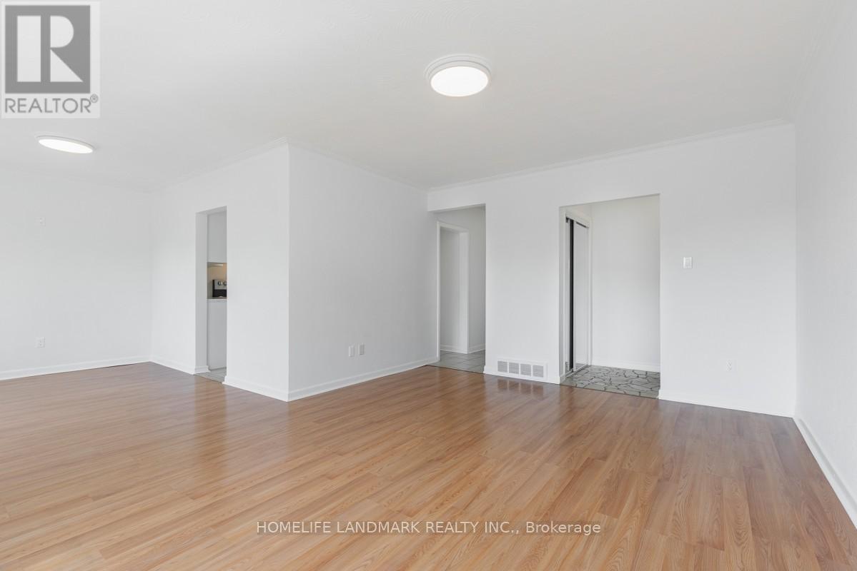 8 MURMOUTH ROAD