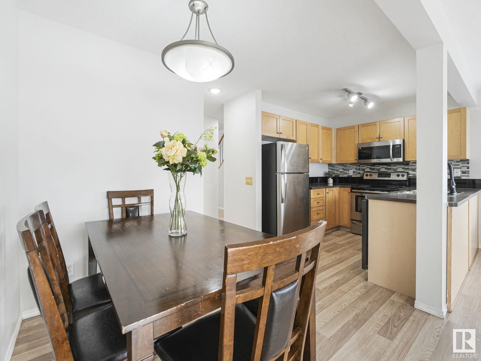 #183 230 EDWARDS DR SW