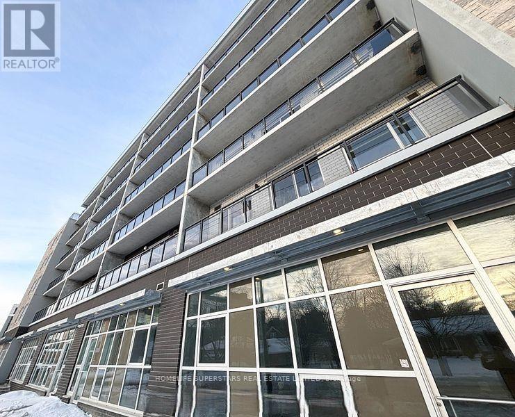 F504 - 275 LARCH STREET