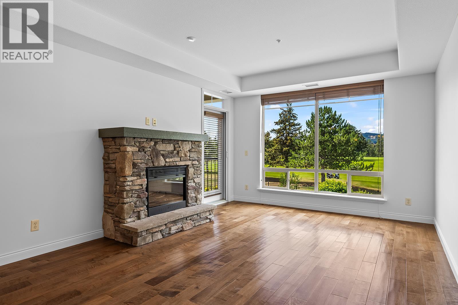 2770 Auburn Road Unit# 112