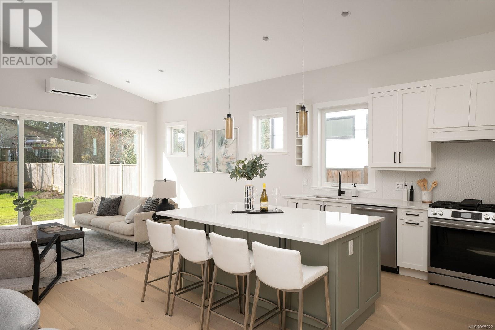 2269 Adela Pl