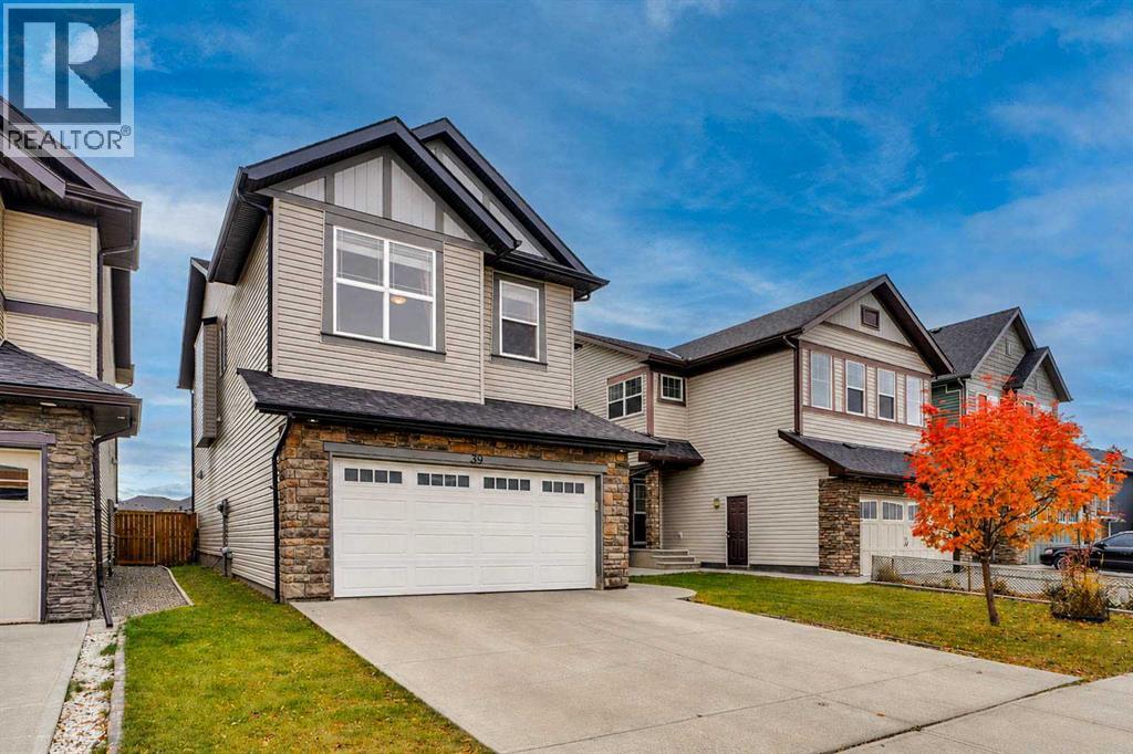 39 Skyview Shores Rise NE