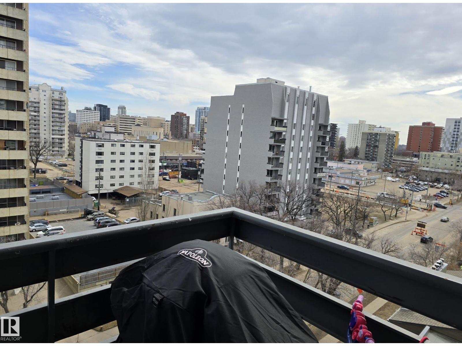 #907 10160 116 ST NW