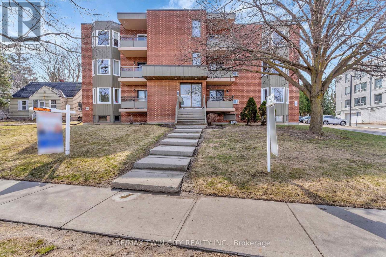 203 - 401 ERB STREET