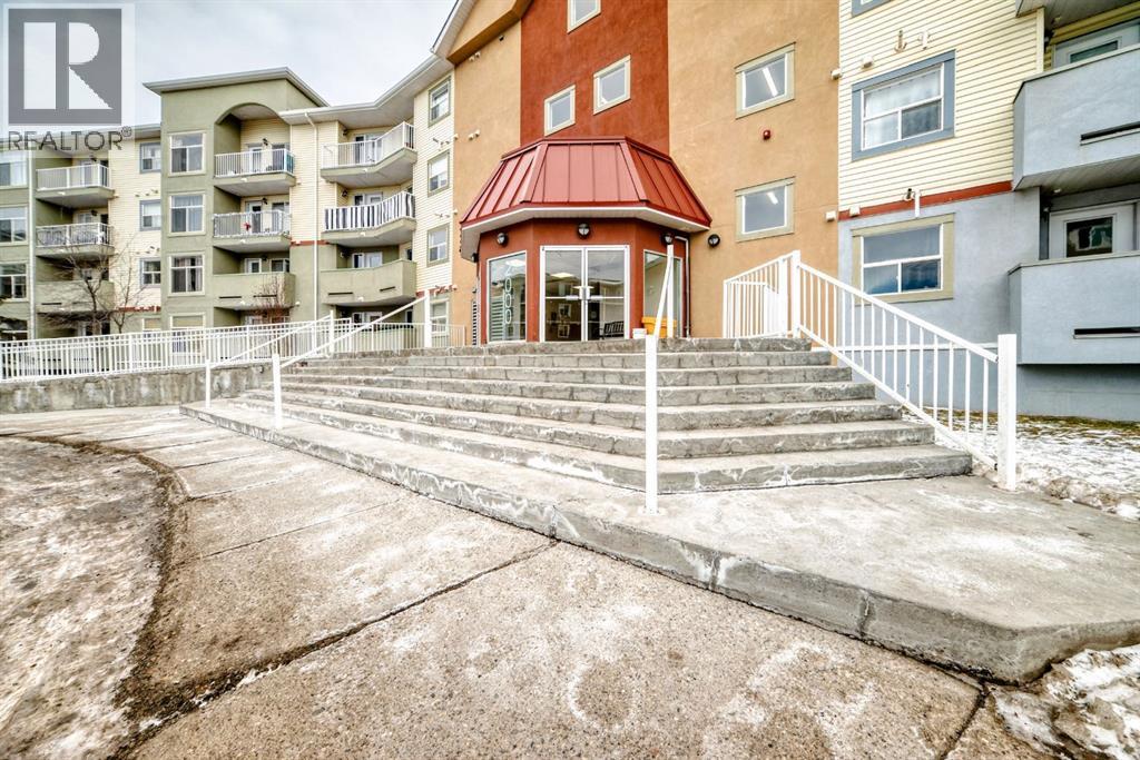 2126, 700 Willowbrook Road NW