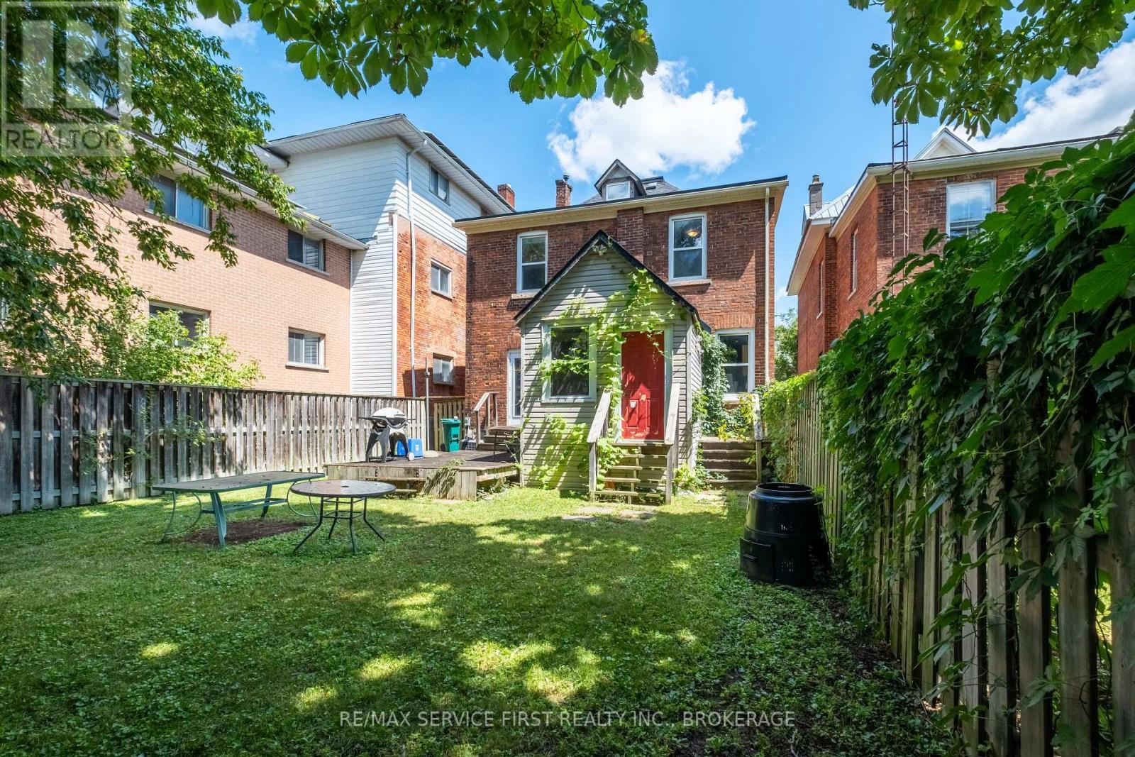 392 ALFRED STREET
