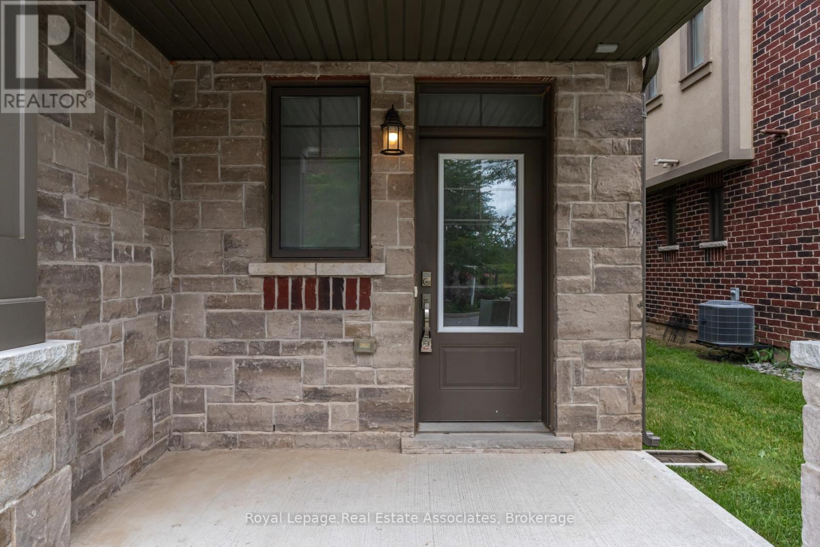 10 WORKMAN LANE