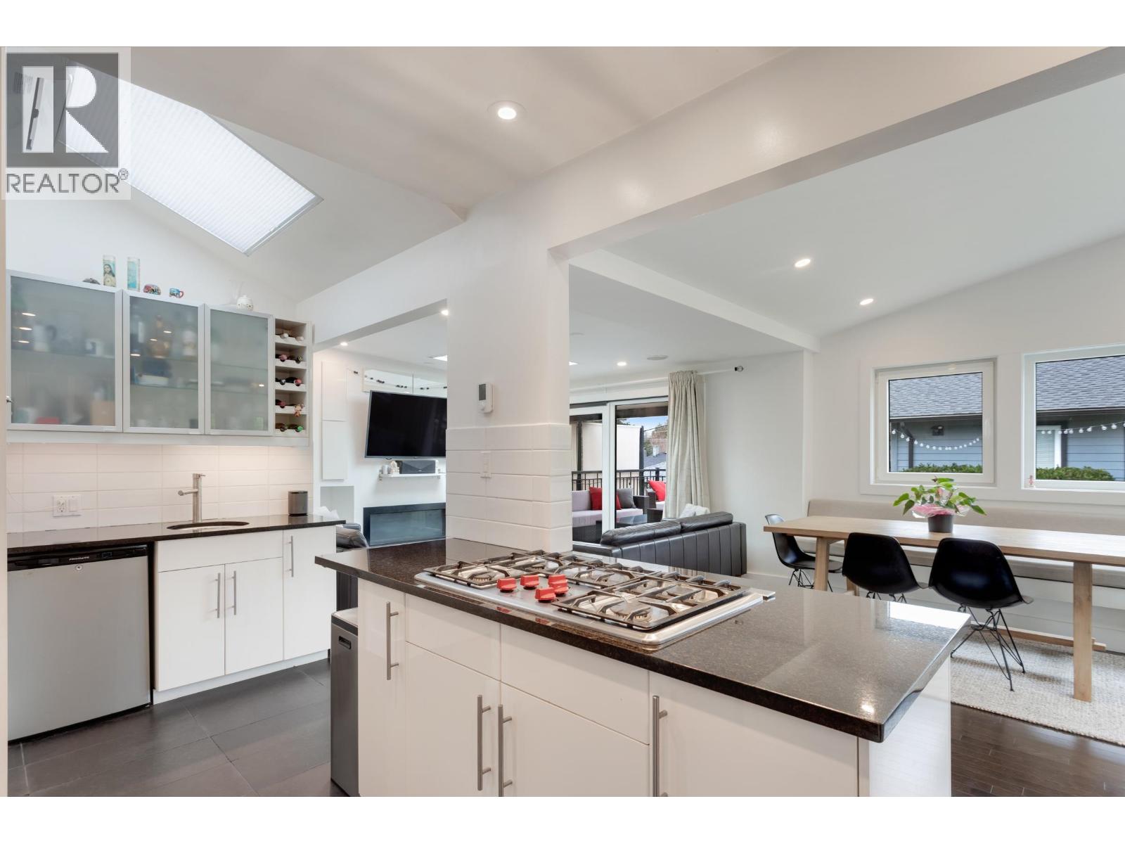 4219 GRAVELEY STREET