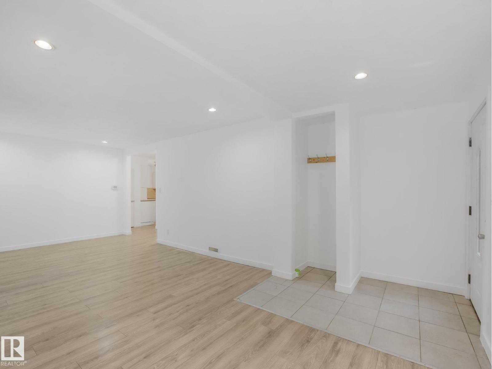 11542 97 ST NW