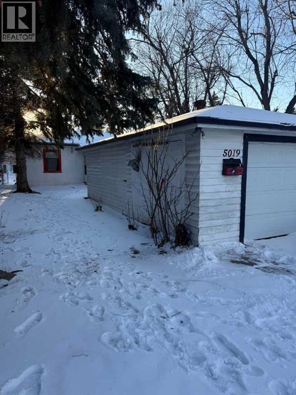 5019 Vienna Drive NW