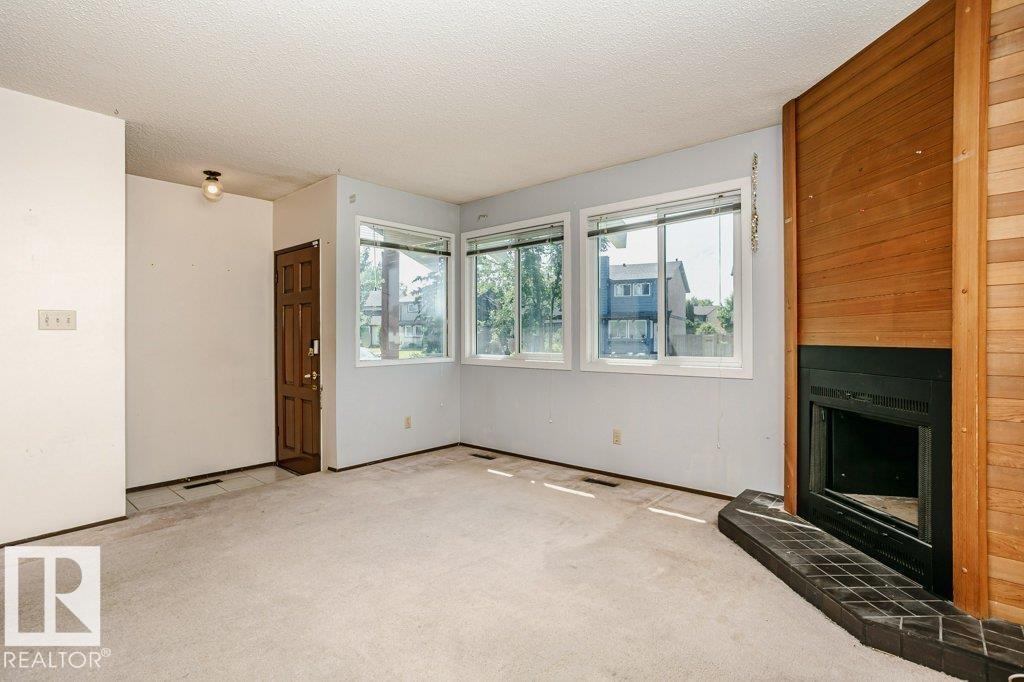 3520 42 AV NW