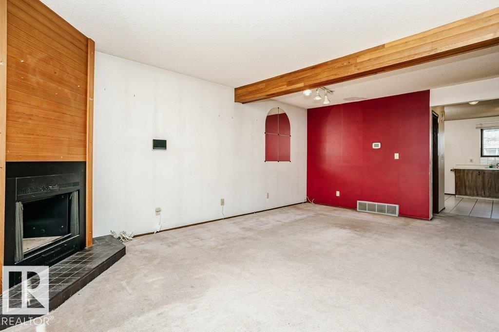 3520 42 AV NW