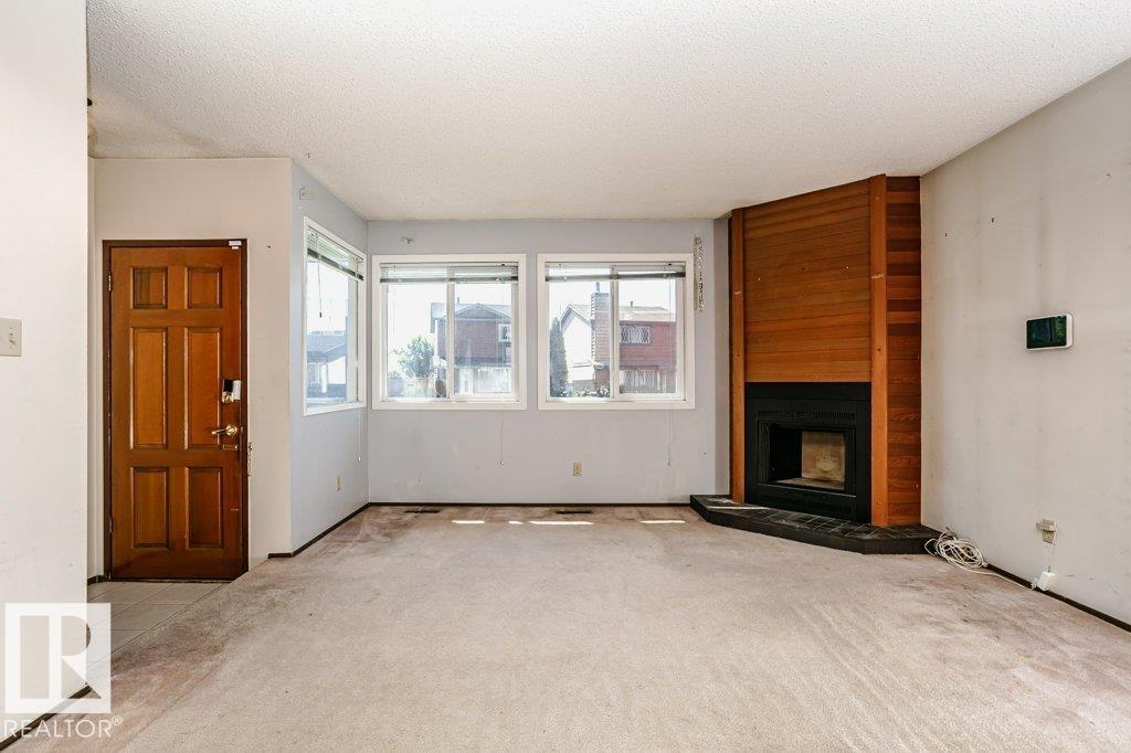 3520 42 AV NW