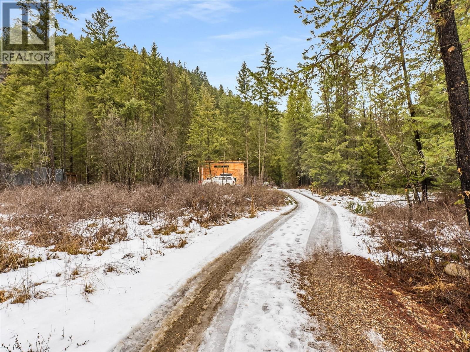 4035 Little Slocan South Road